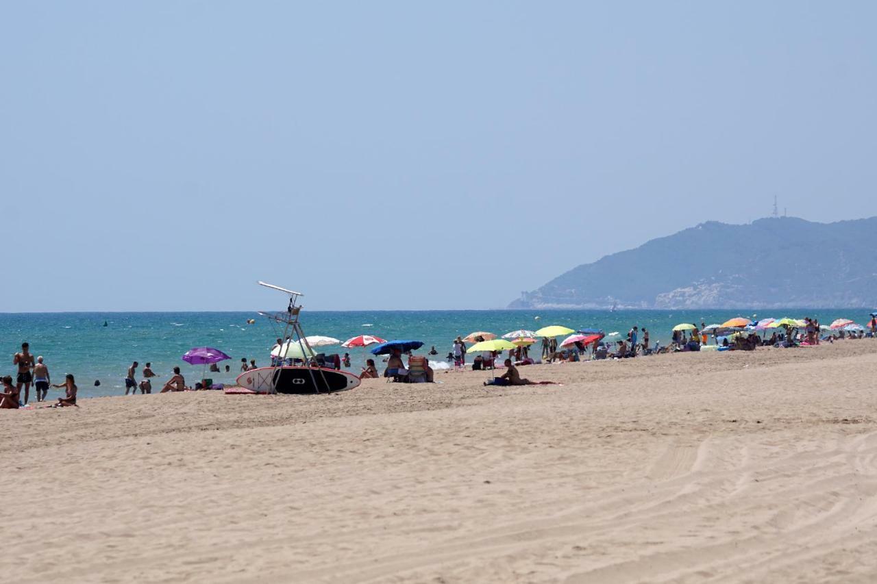 Amura Be My Guest Castelldefels Zewnętrze zdjęcie